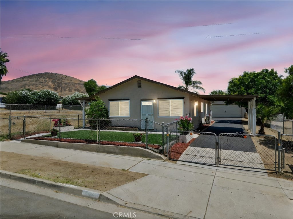 Photo of Listing #CV25180642