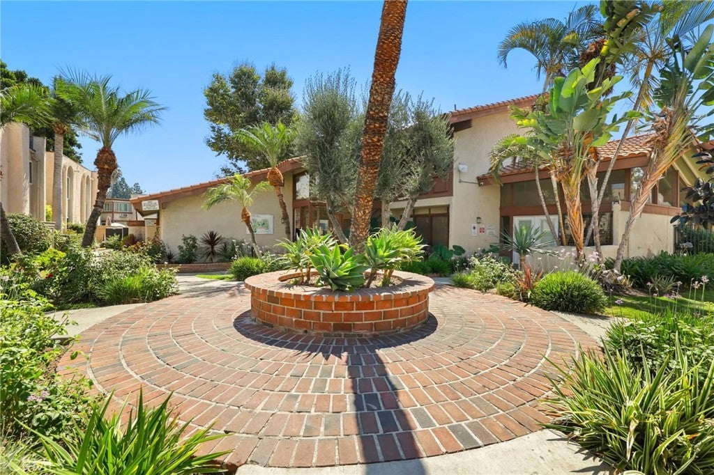 Photo of Listing #OC25179218