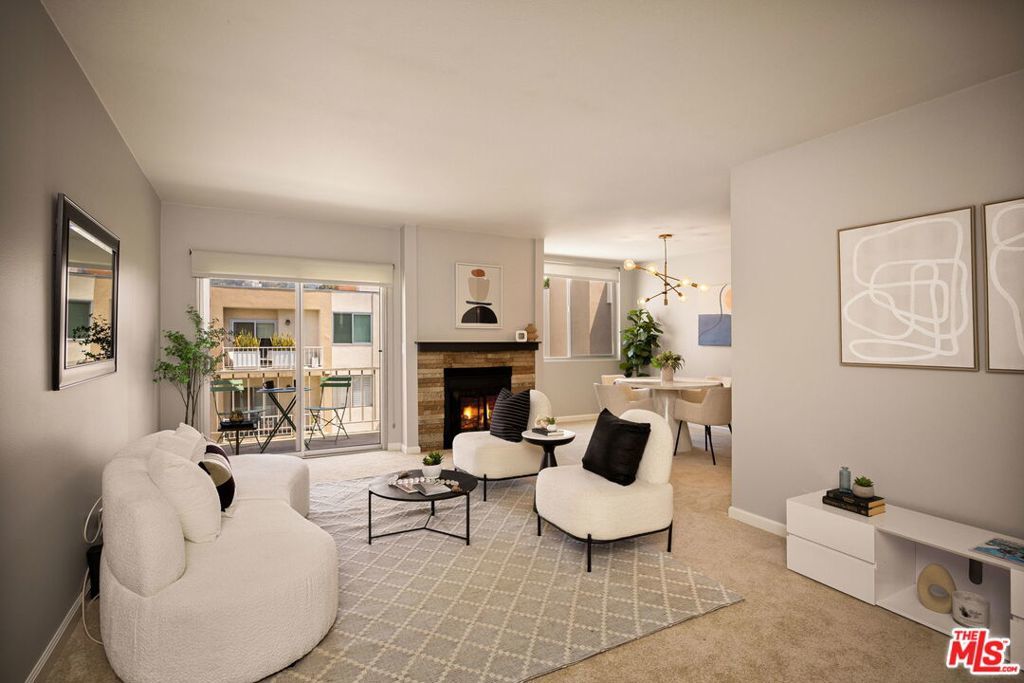 Photo of Listing #25576759