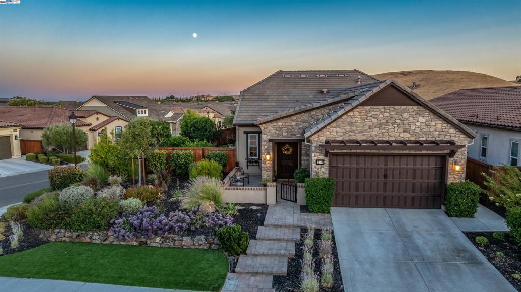 Photo of Listing #41107841