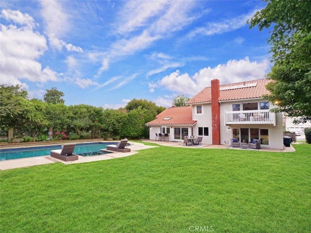 4 Horseshoe Lane, Rolling Hills Estates.