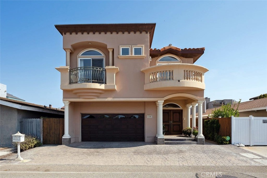 Photo of Listing #SR25180971