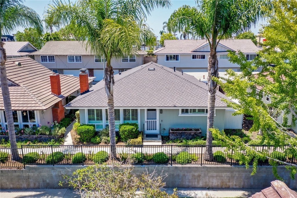 Photo of Listing #OC25180302