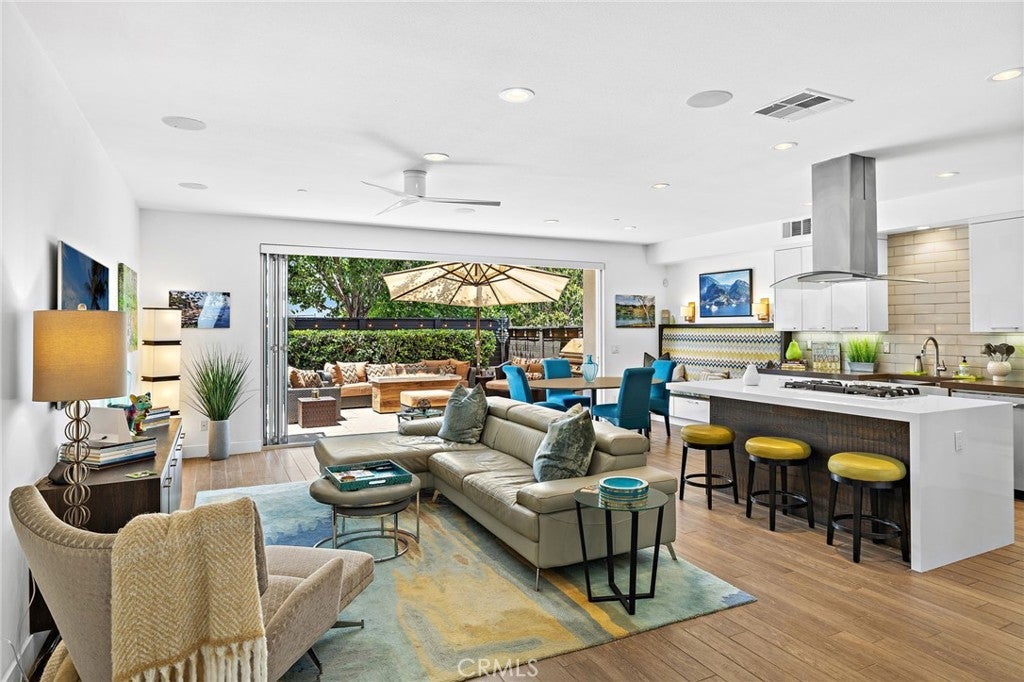 Photo of Listing #NP25161907