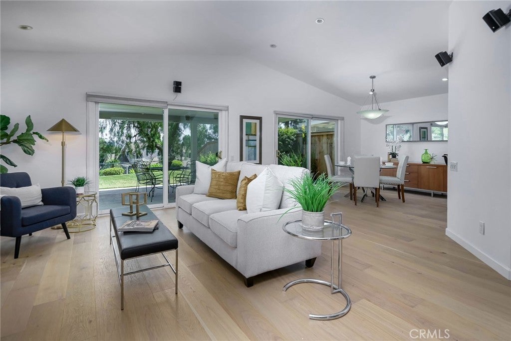 Photo of Listing #PW25181789