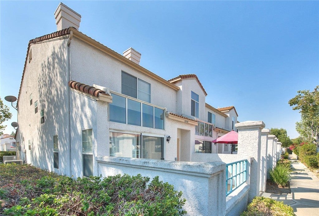 Photo of Listing #PW25181691