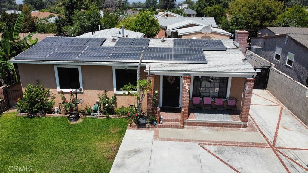 Photo of Listing #SR25182049