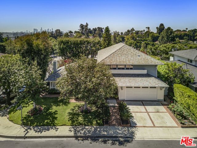 5136 Los Bonitos Way, Los Angeles