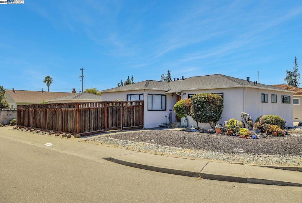 Photo of Listing #41107955