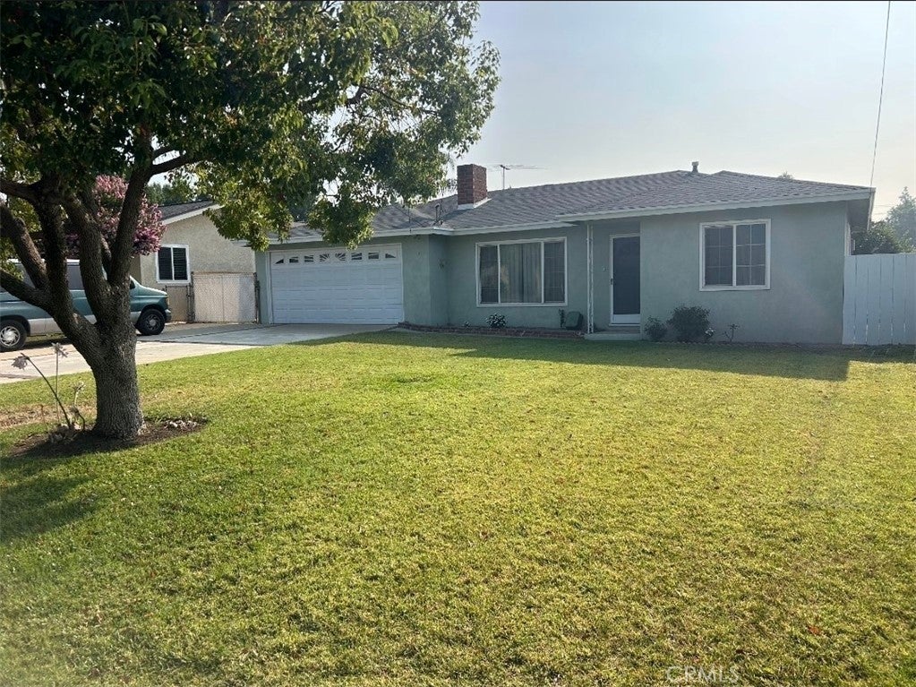 Photo of Listing #IV25182461