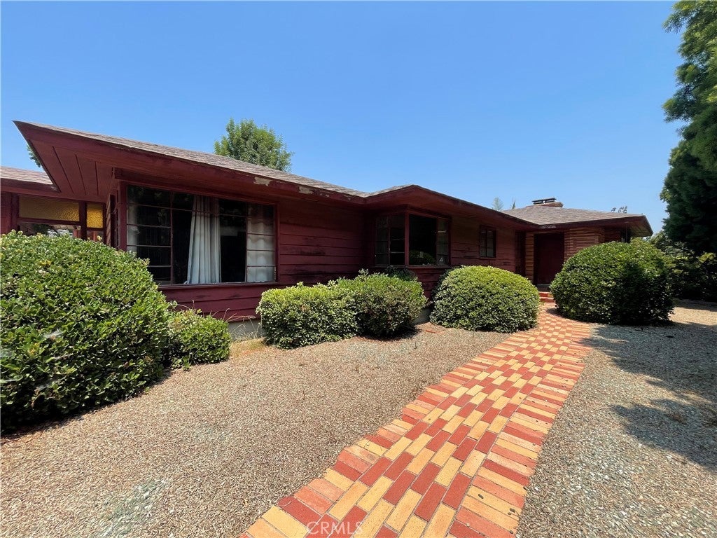 Photo of Listing #PW25182493