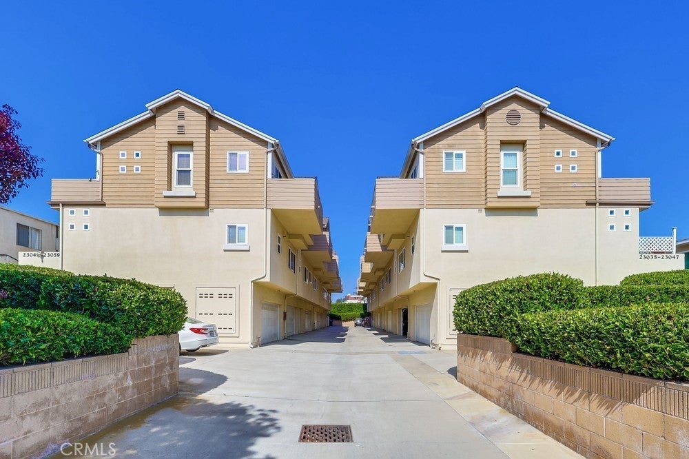 Photo of Listing #OC25181670