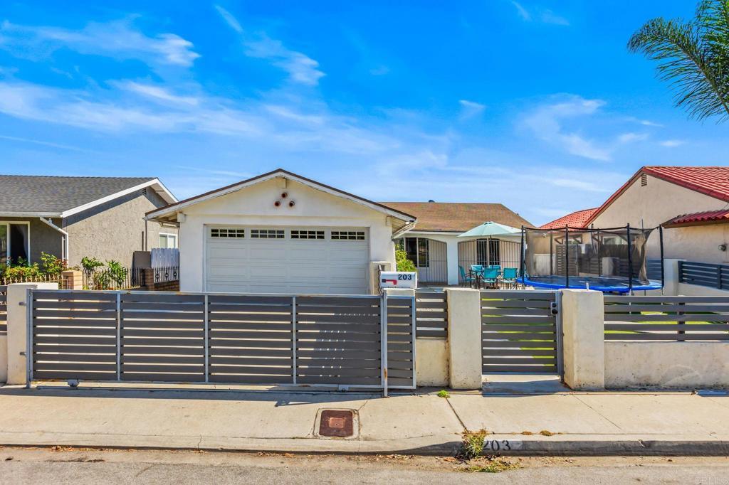 Photo of Listing #PTP2506150