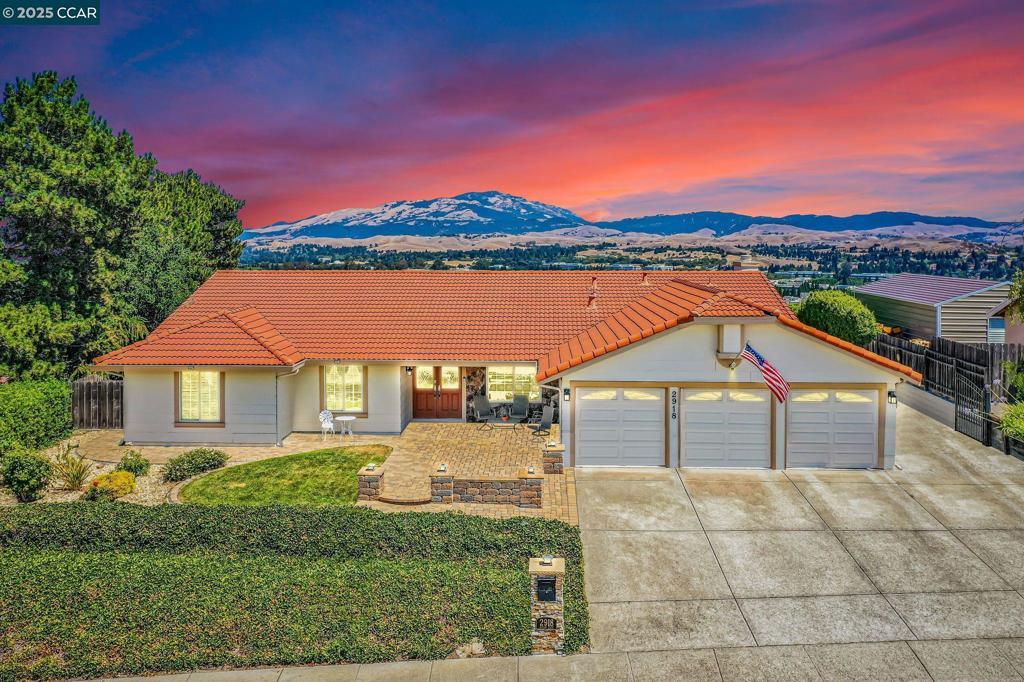 Photo of Listing #41108012