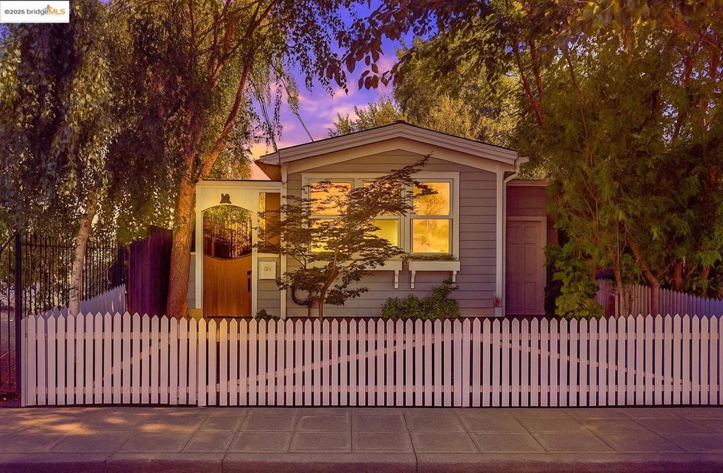 Photo of Listing #41108014