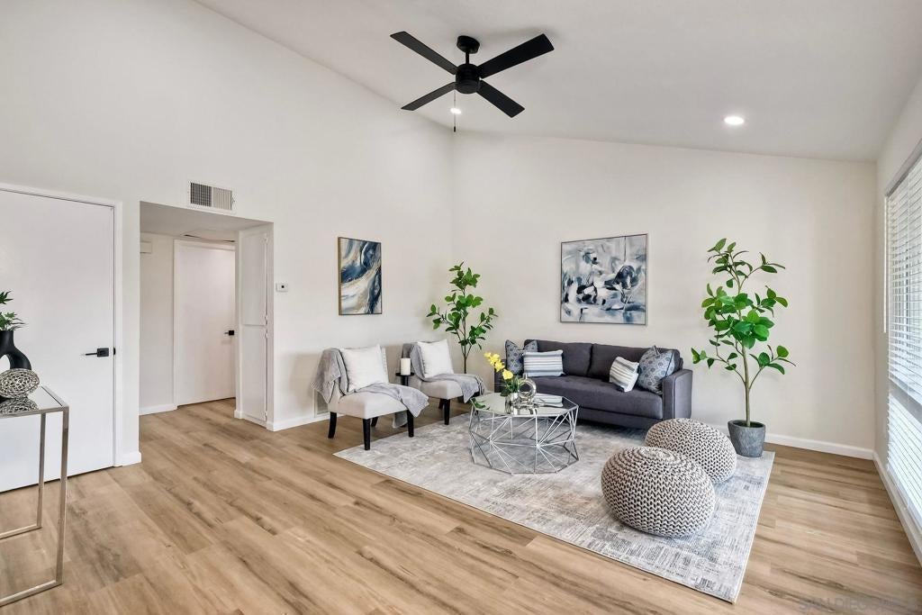 Photo of Listing #250036144SD