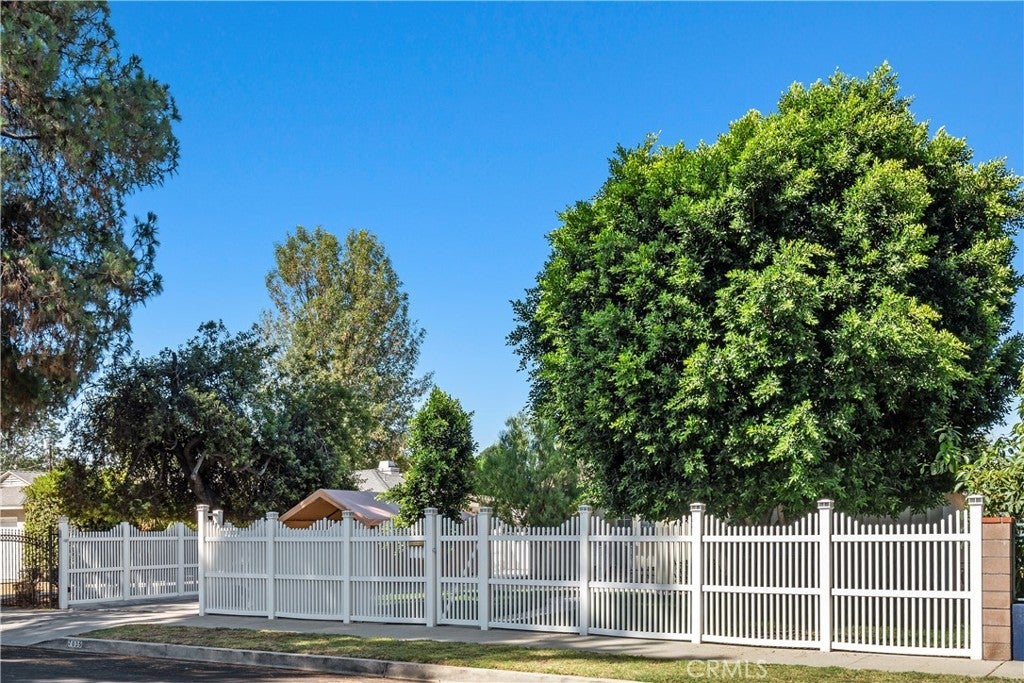 Photo of Listing #SR25182796