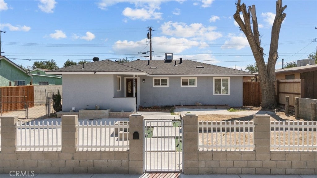 Photo of Listing #SR25182114