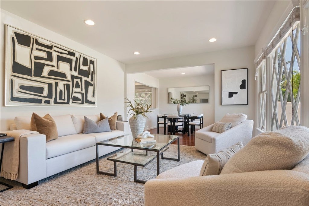 Photo of Listing #SR25182834