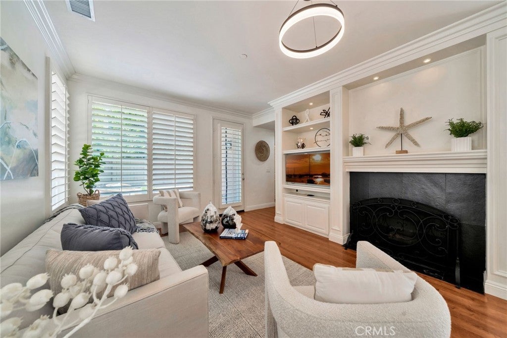 Photo of Listing #OC25182660