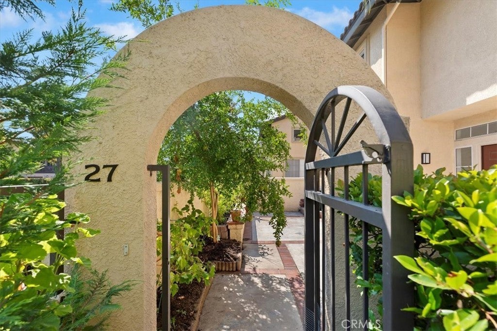 Photo of Listing #OC25182596