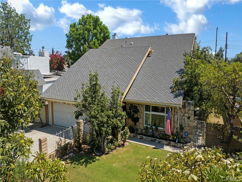 Photo of Listing #SR25170527