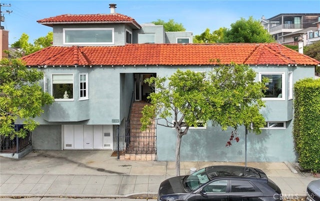 1800 Highland Avenue, Manhattan Beach.