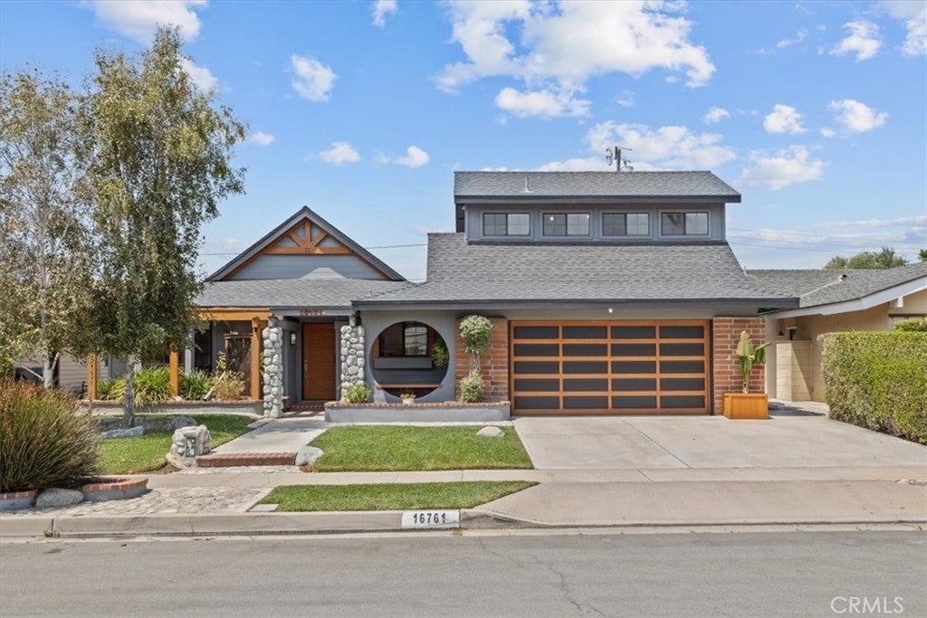 Photo of Listing #OC25181366