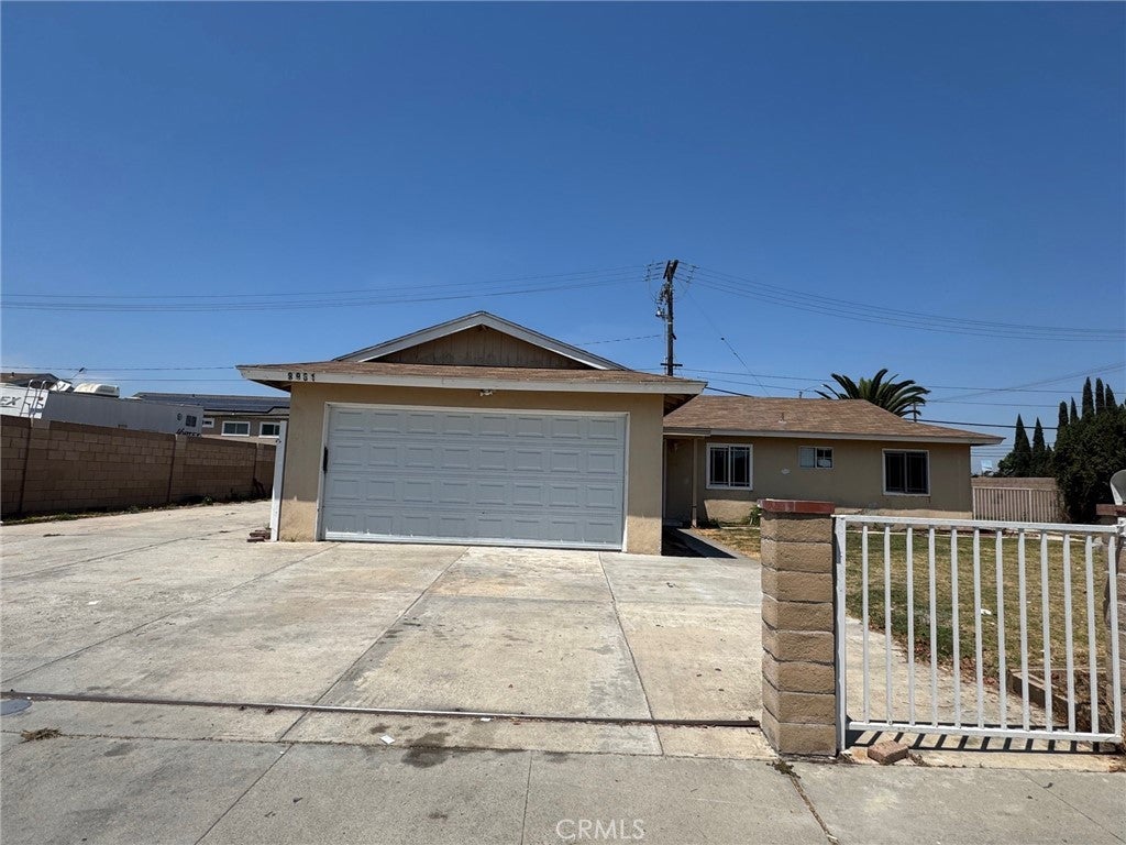 Photo of Listing #OC25183370