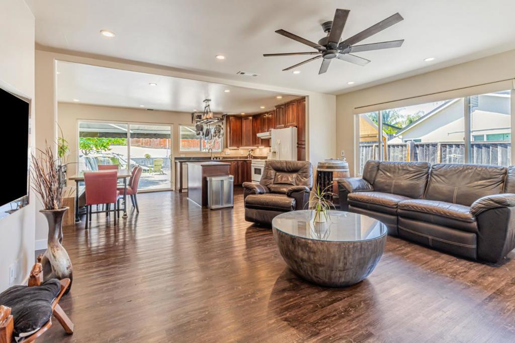 Photo of Listing #ML82018040