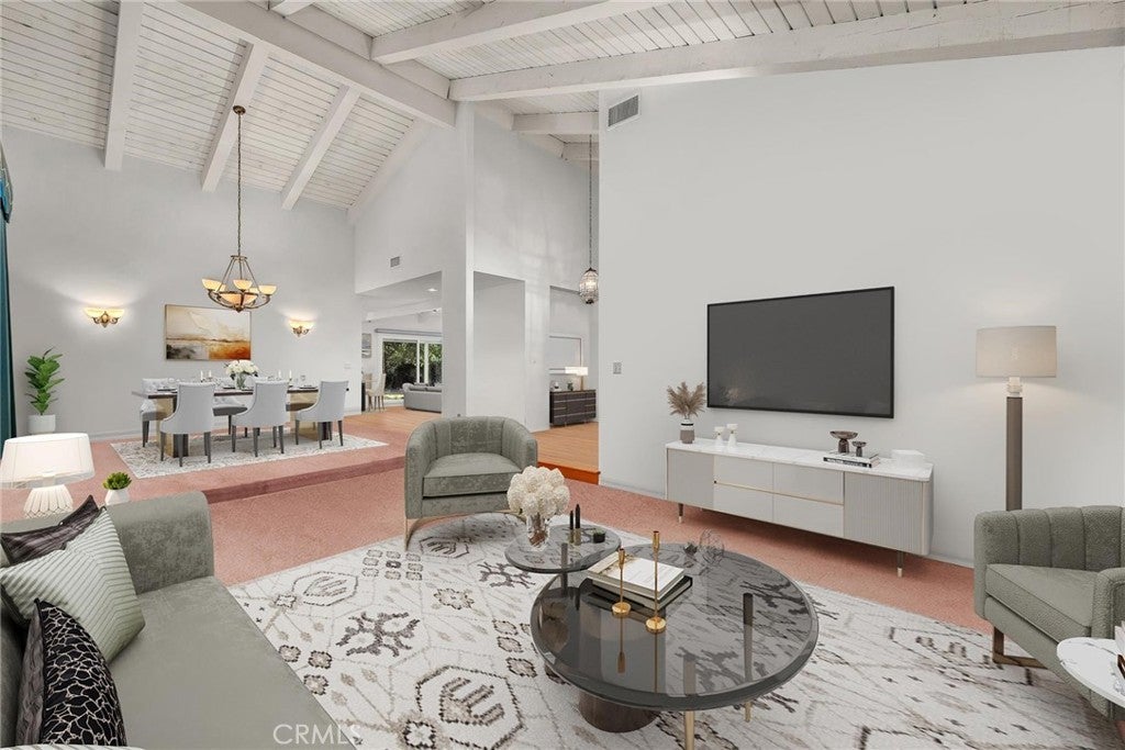 Photo of Listing #SR25170037