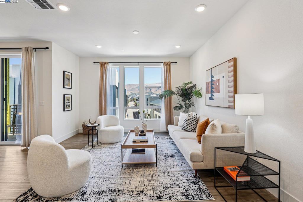 Photo of Listing #41108104