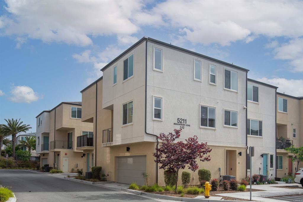 Photo of Listing #PTP2506188