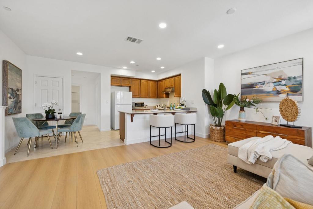 Photo of Listing #ML82018082