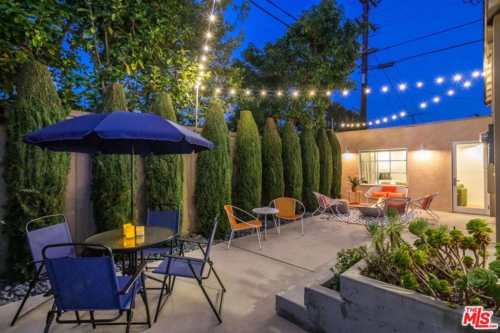 Photo of Listing #25578295