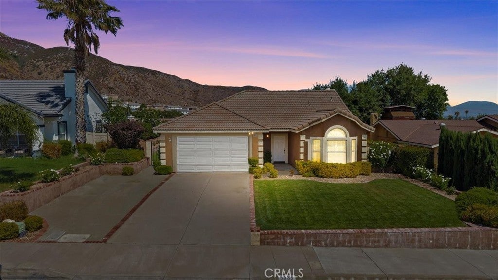 Photo of Listing #CV25183652