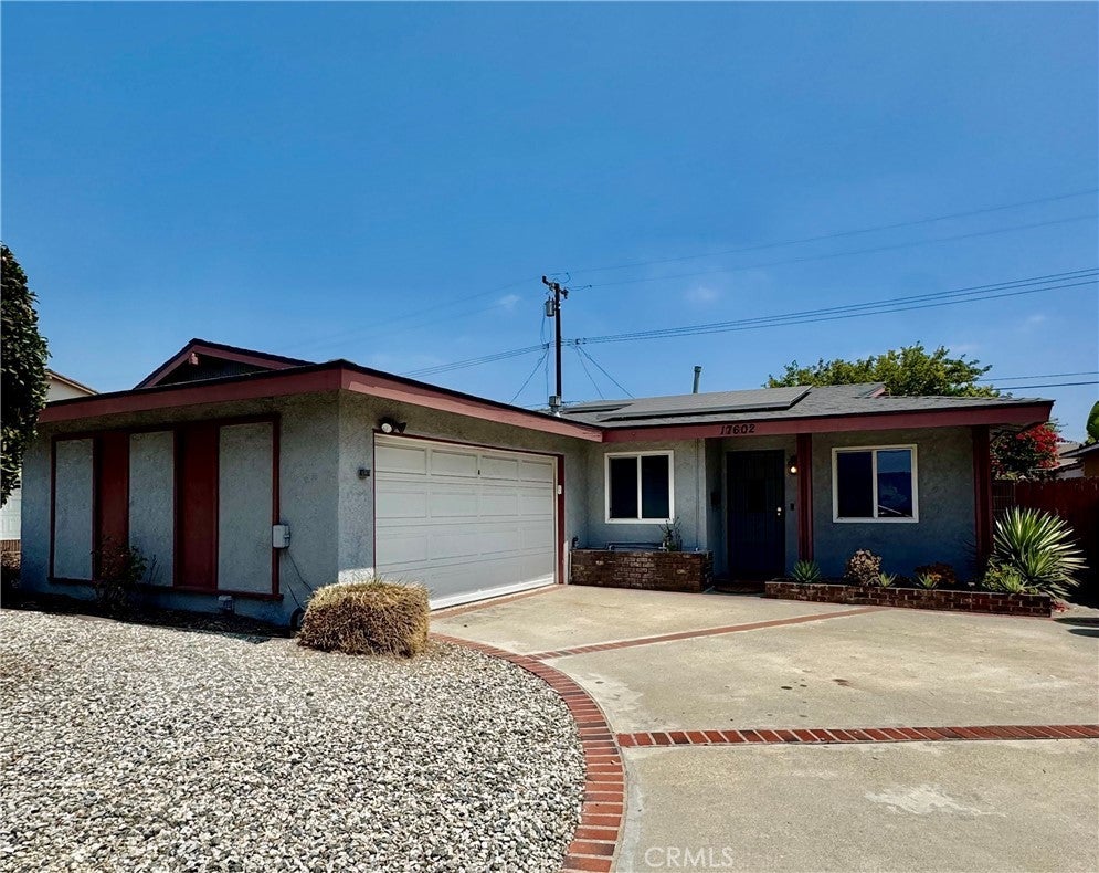 Photo of Listing #PW25182878