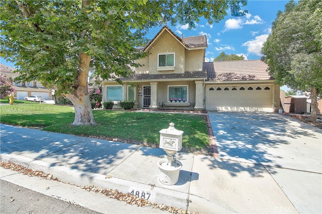 Photo of Listing #IV25183816