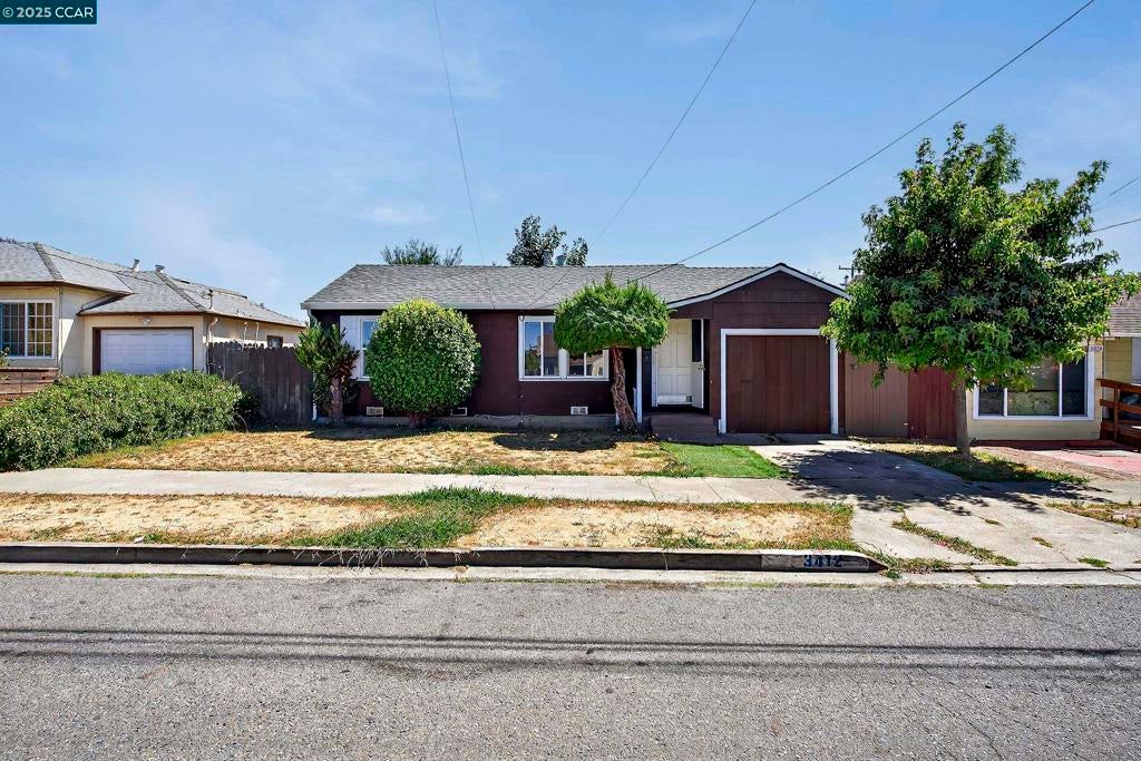 Photo of Listing #41108193