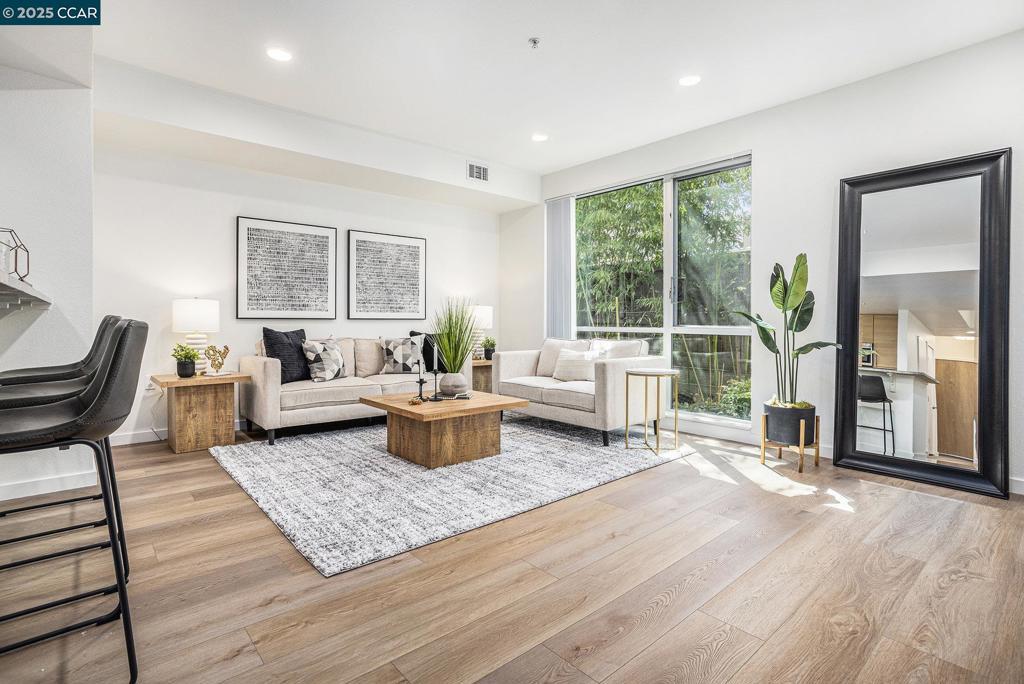 Photo of Listing #41108201