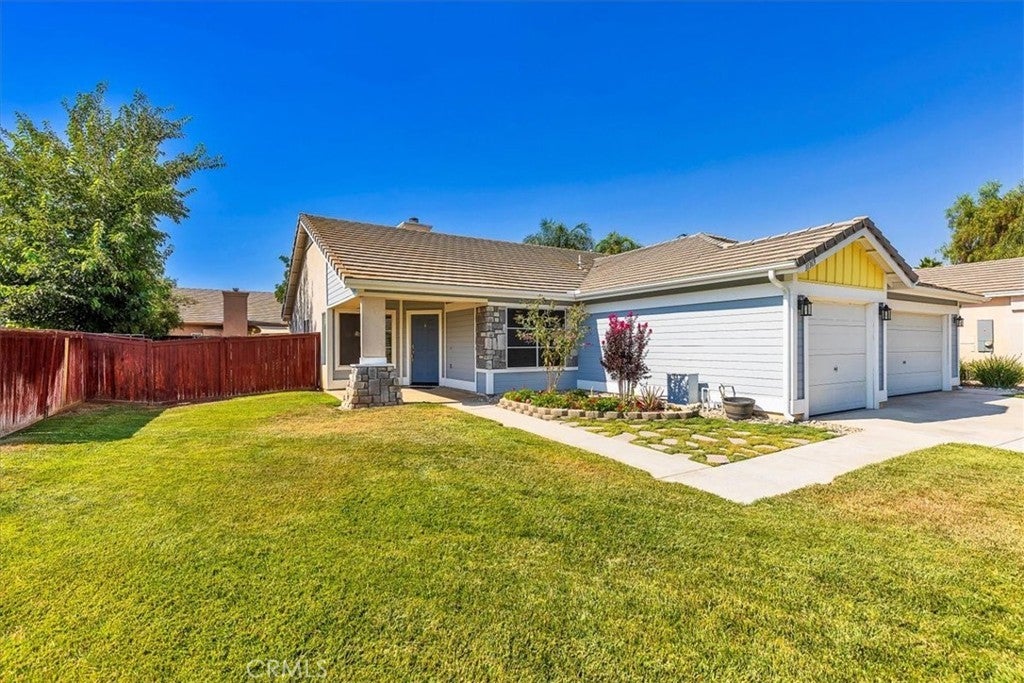 Photo of Listing #SW25183100