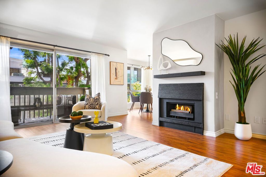 Photo of Listing #25578337