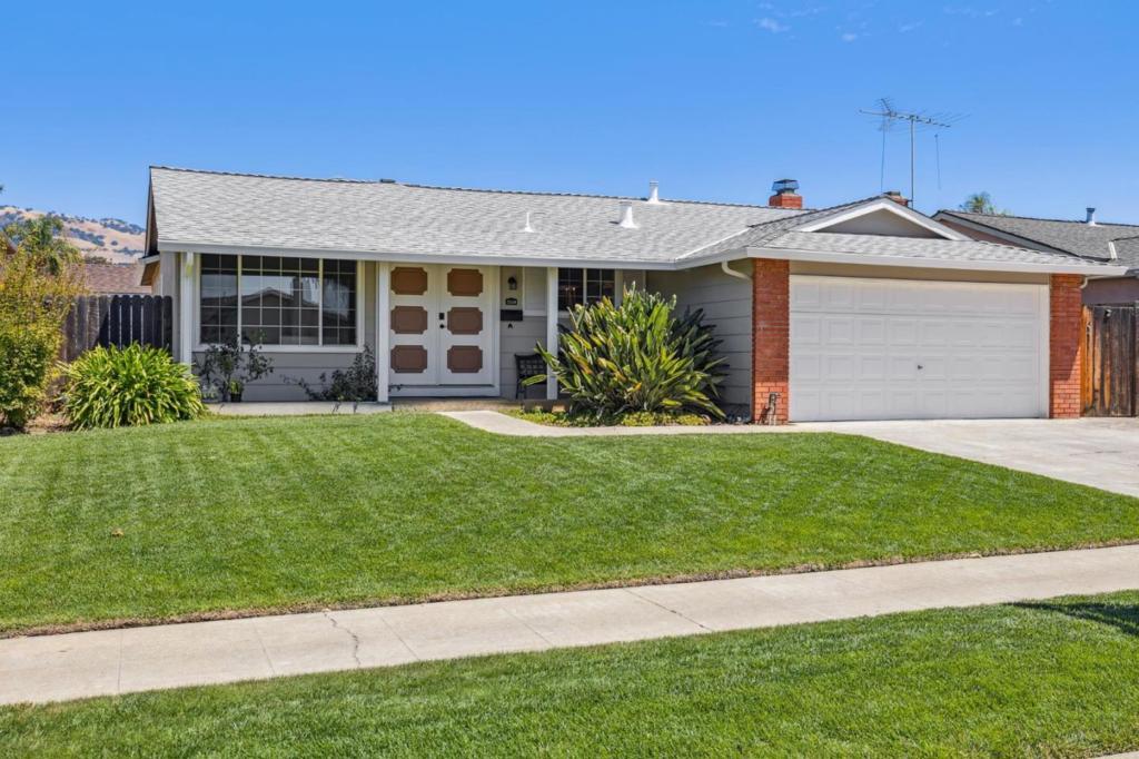 Photo of Listing #ML82017812