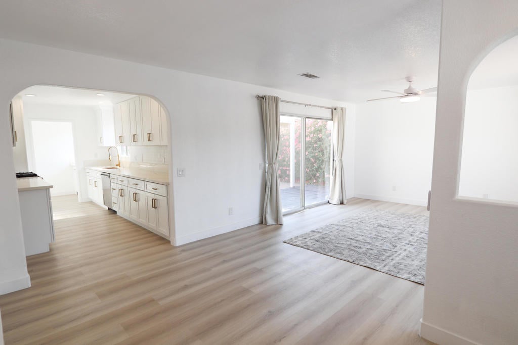 Photo of Listing #219133987DA