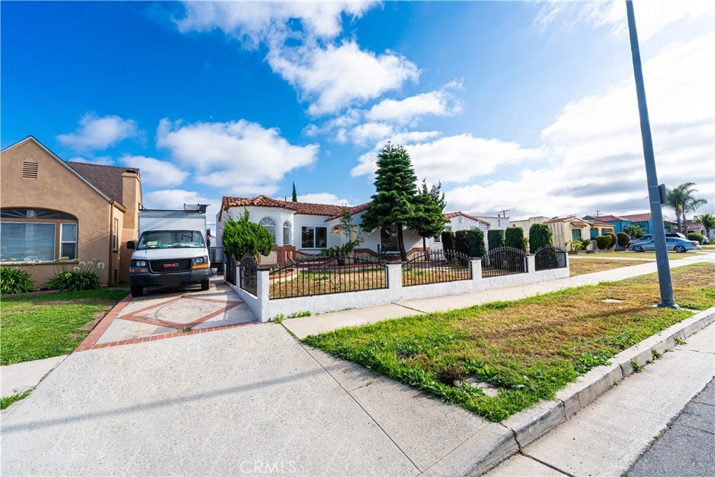 Photo of Listing #OC25183843