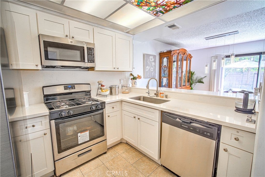 Photo of Listing #OC25173885