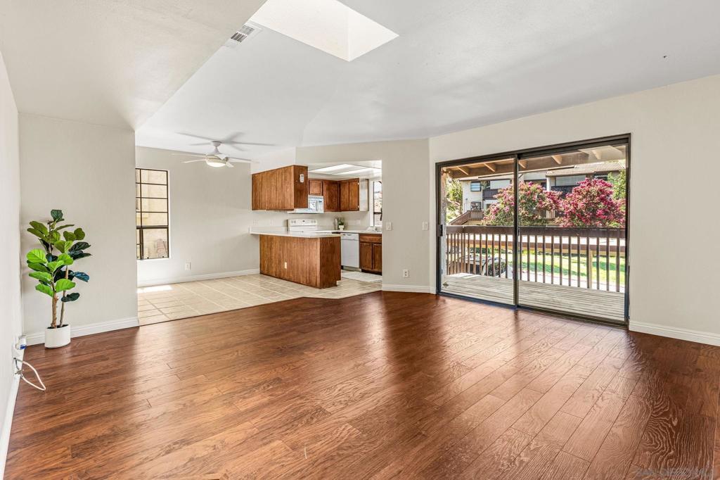 Photo of Listing #250036381SD