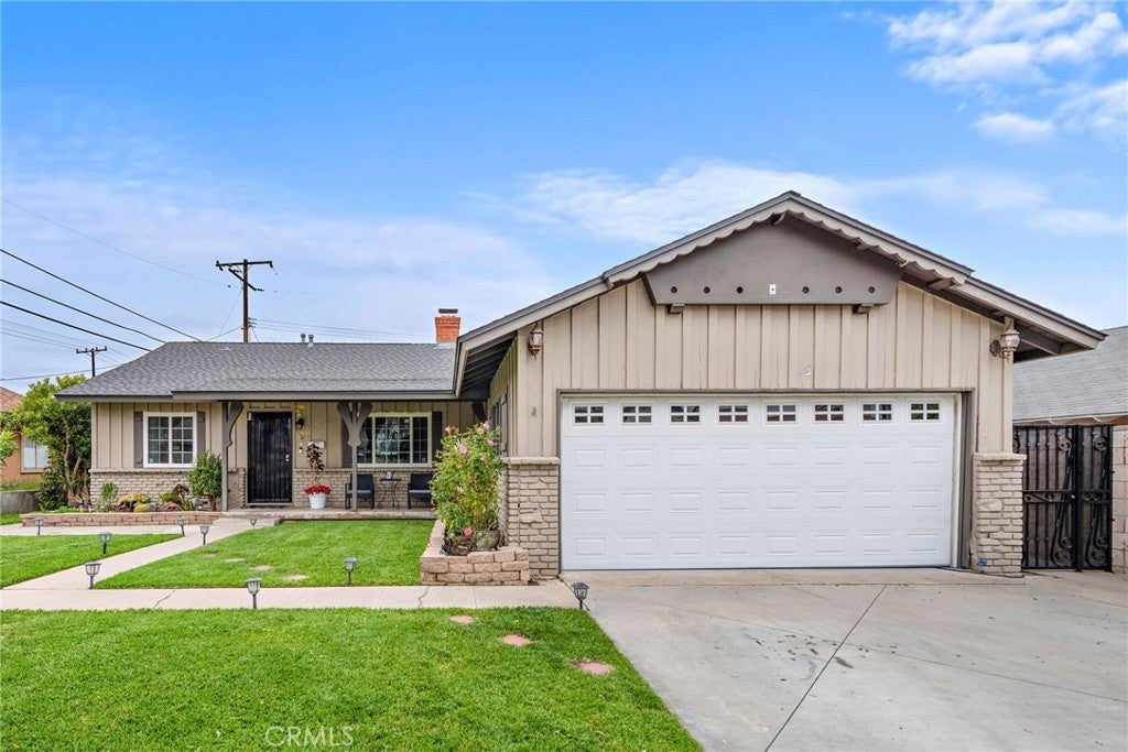 Photo of Listing #OC25184453