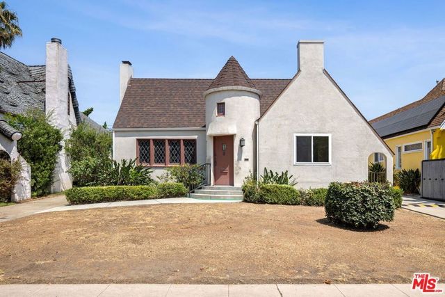3465 Rowena Avenue, Los Angeles