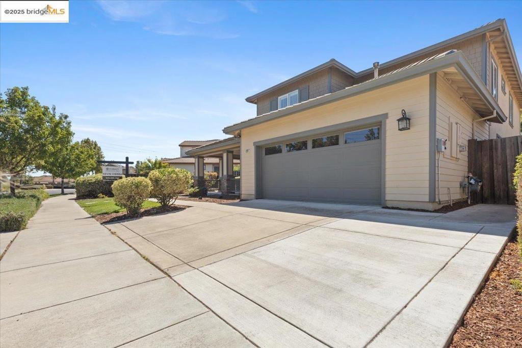 Photo of Listing #41108328